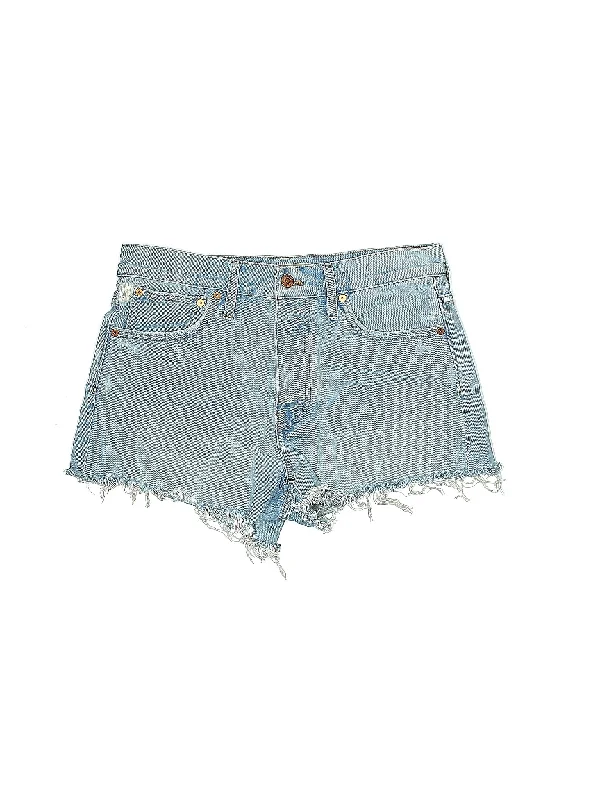 Mid-Rise Denim Shorts in Light Wash