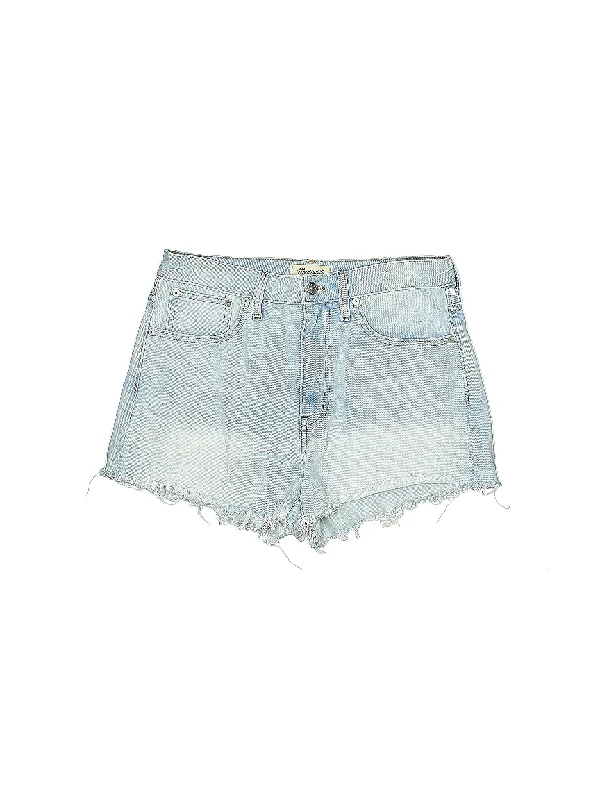 Mid-Rise Denim Shorts in Light Wash