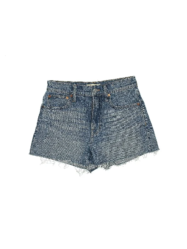 Mid-Rise Denim Shorts in Medium Wash