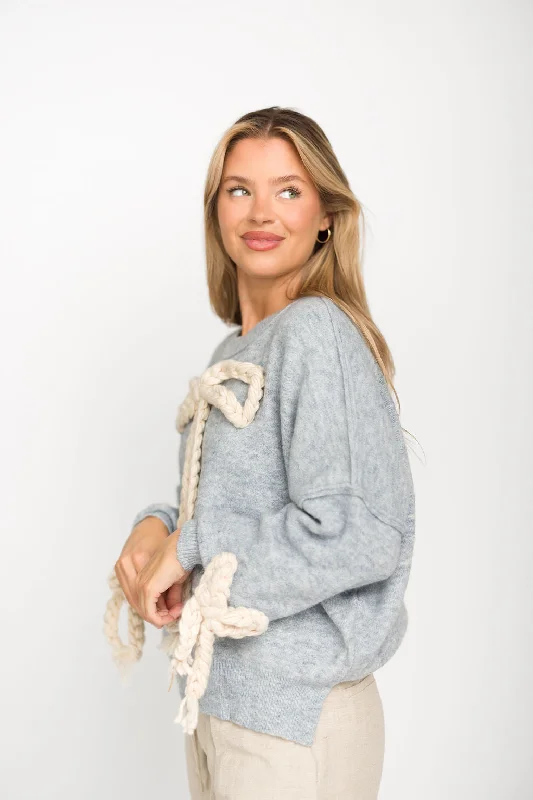 Clara Oversized Pullover Sweater in Blue