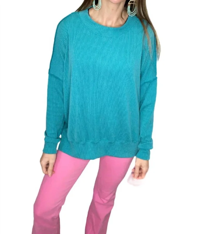 Crew Neck Pullover Top In Teal