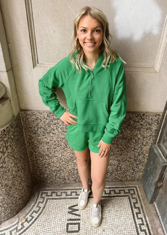 Rae Kelly Green Pullover Sweatshirt